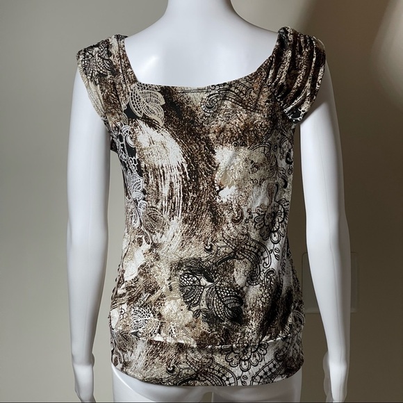 B.DESIGN Sleeveless Top size Small - Picture 3 of 15